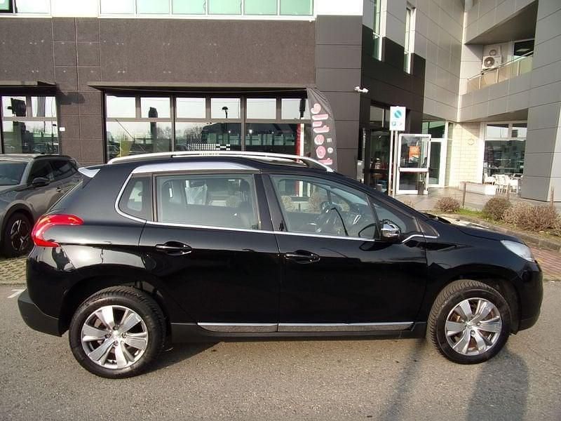 Usata Peugeot 2008 Allure 92 CV (67 kW) 2015 Nero SUV