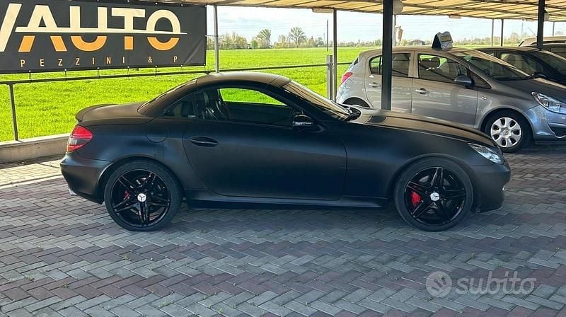 Usata Mercedes SLK200 184 CV (135 kW) 2009 Nero Cabrio
