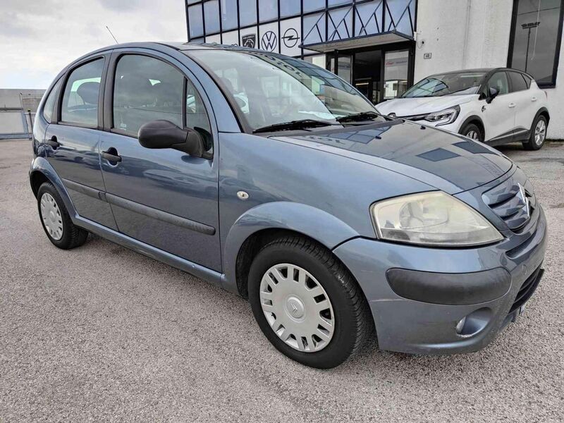 Usato 2007 Citroën C3 1.1 Benzin 60 CV (4.900 €)