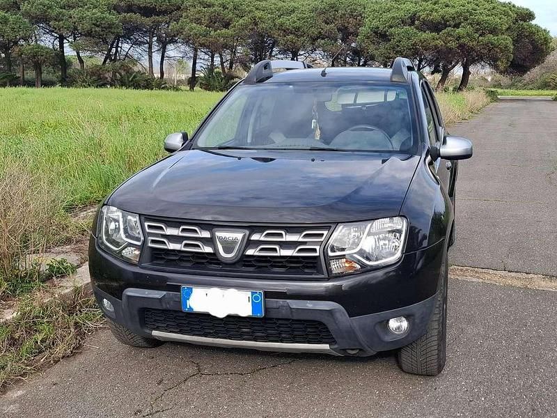Usata Dacia Duster Ambiance 105 CV (77 kW) 2017 Nero SUV