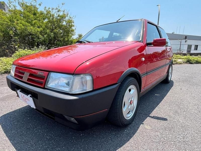 Usata Fiat Uno 115 CV (84 kW) 1990 Rosso Utilitaria