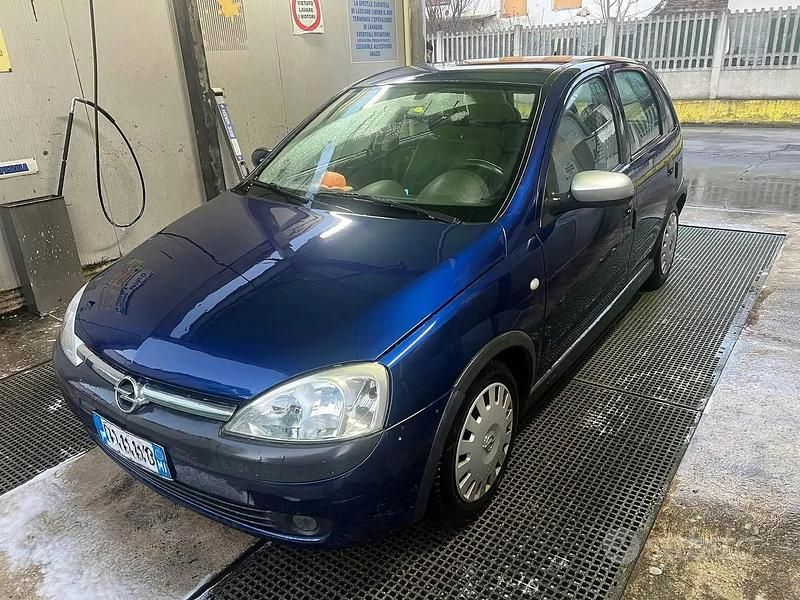 Usata Opel Corsa 2003 Blu Utilitaria