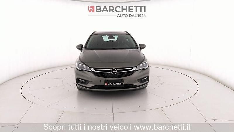 Usata Opel Astra Business 136 CV (100 kW) 2017 Grigio Station wagon