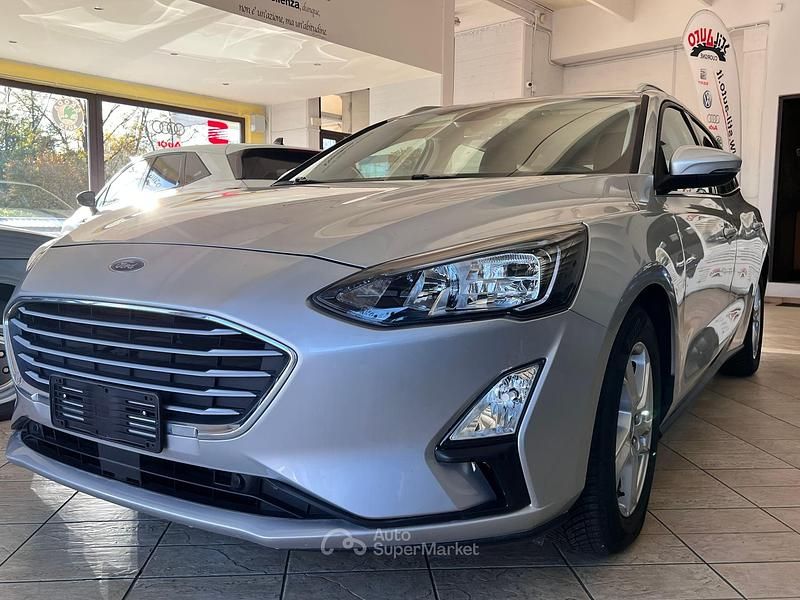 Usata Ford Focus 125 CV (91 kW) 2021 Argento Station wagon