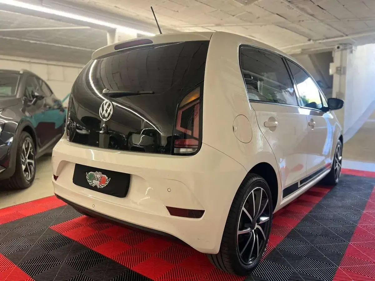 Usata VW up! 60 CV (44 kW) 2017 Bianco Utilitaria