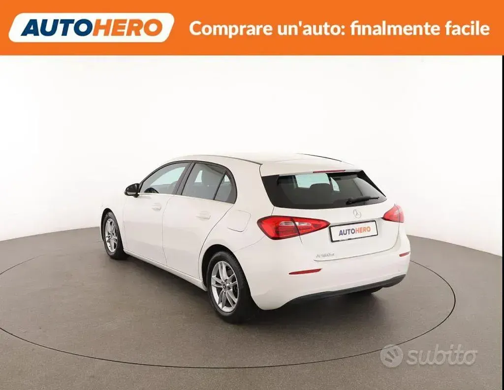 Usata Mercedes A180 Business 116 CV (85 kW) 2019 Bianco Berlina
