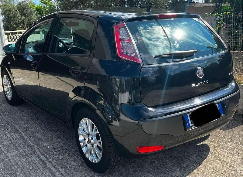 Usata Fiat Punto Evo Emotion 95 CV (69 kW) 2011 Utilitaria