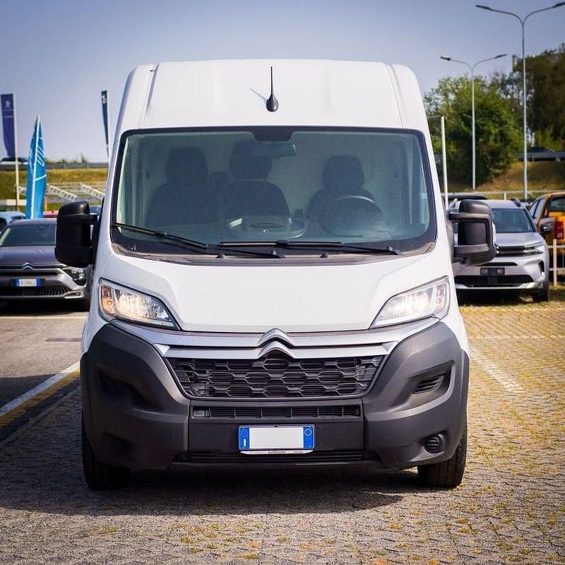 Usata Citroën Jumper 69 kW (95 CV) 2023 Bianco Monovolume