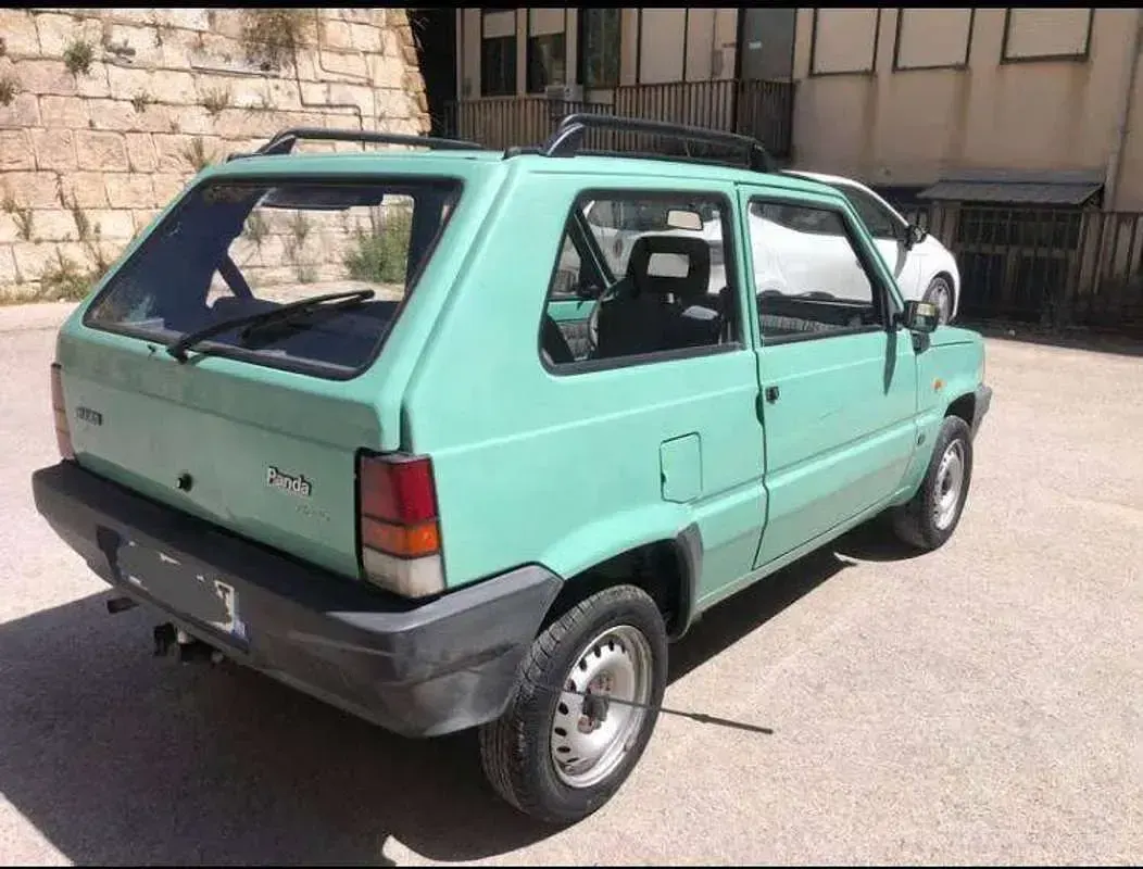 Usata Fiat Panda Young 54 CV (39 kW) 2002 Verde Berlina