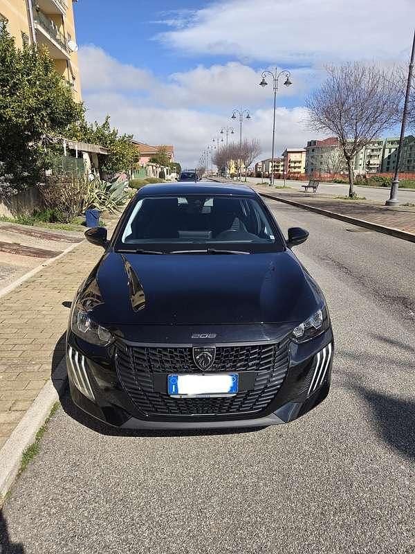 Usata Peugeot 208 Active 75 CV (55 kW) 2024 Utilitaria