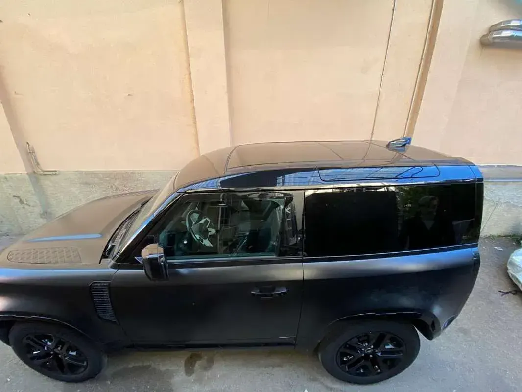 Usata Land Rover Defender 249 CV (183 kW) 2022 Nero SUV