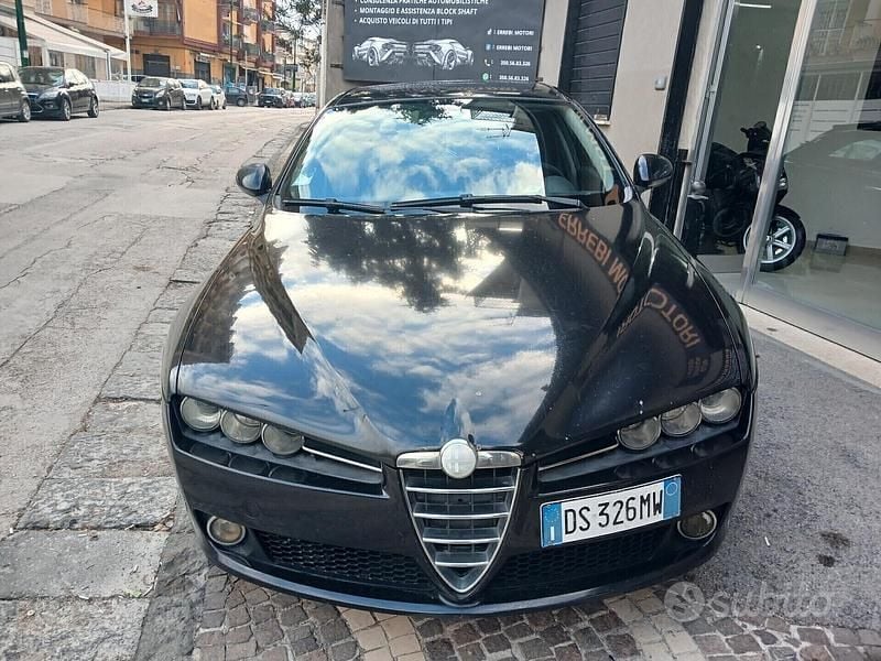 Second-hand Alfa Romeo 159 150 CP (110 kW) 2008 Negru Break