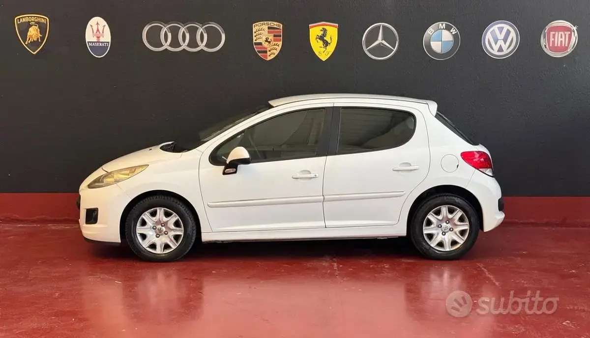 Usata Peugeot 207 68 CV (50 kW) 2012 Bianco Berlina