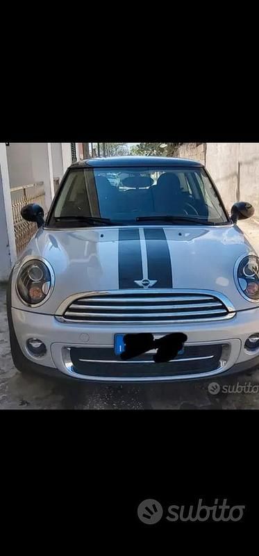 Usata Mini Cooper D 116 CV (85 kW) 2012 Grigio Utilitaria