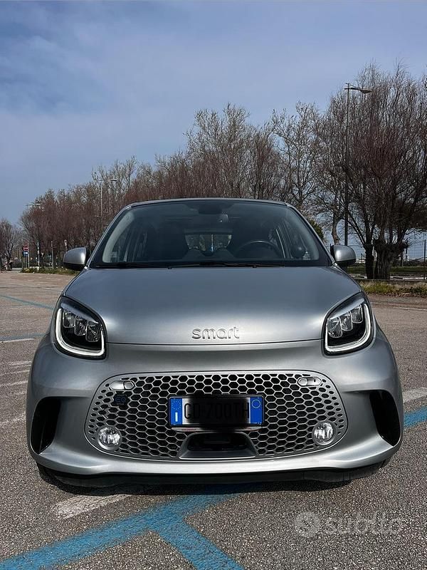 Usata Smart ForFour Electric Drive Pulse 2021 Grigio Berlina