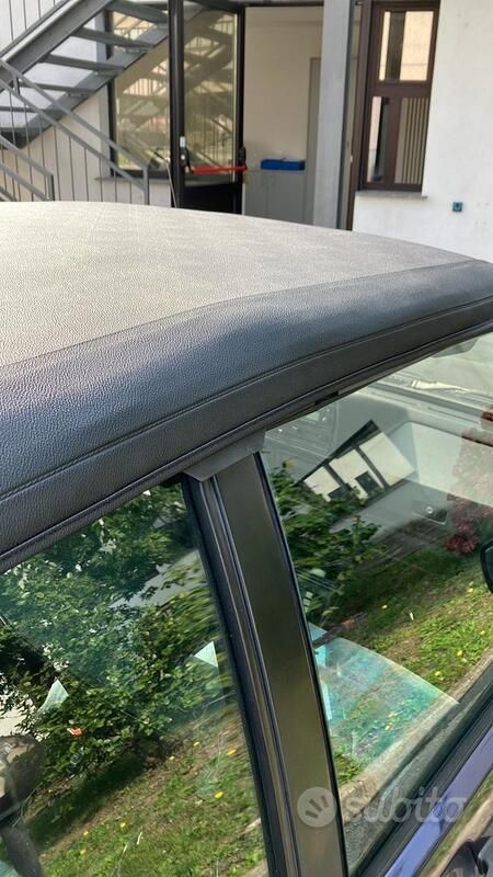 Usata VW Golf Cabriolet Coast 99 CV (72 kW) 1990 Blu/azzurro Cabrio