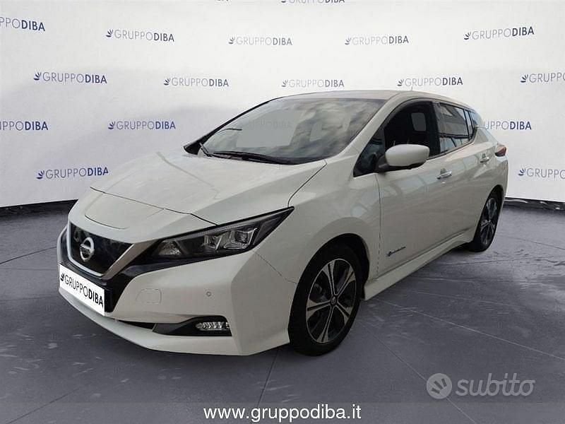 Bianco Usata 2020 Nissan Leaf Due volumi | 10.790 € (Ottimo prezzo) - Immagine 1/4