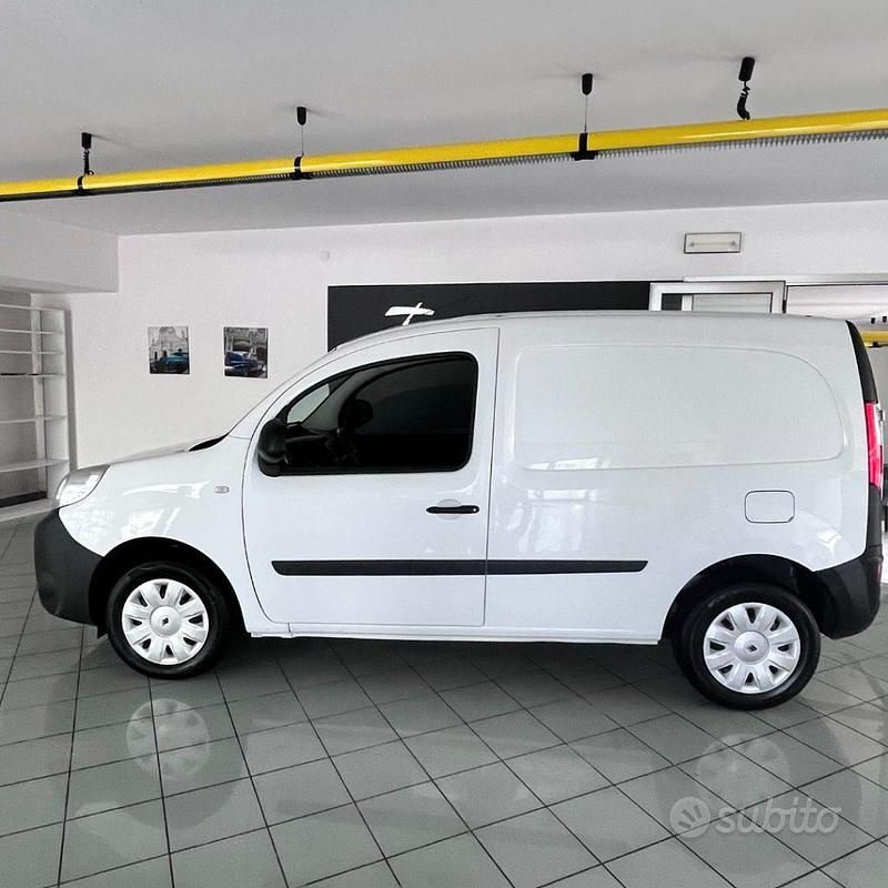 Usata Renault Kangoo 75 CV (55 kW) 2018 Bianco Monovolume