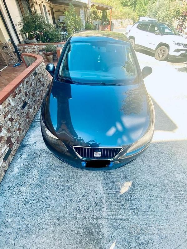 Usata Seat Ibiza 69 CV (50 kW) 2012 Grigio Berlina