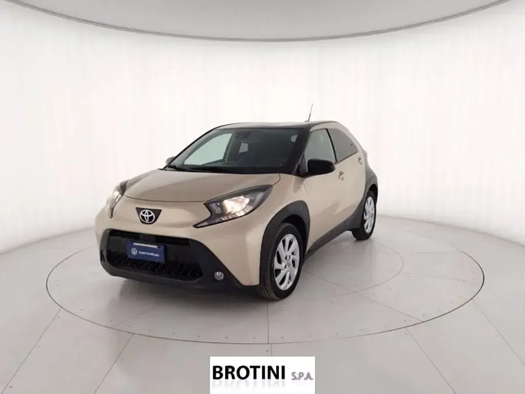 Usata Toyota Aygo X Trend 72 CV (52 kW) 2022 SUV