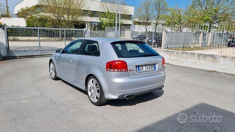 Gebraucht Audi A3 265 PS (194 kW) 2007 Grau Kleinwagen