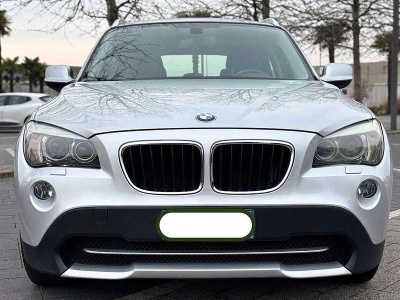 Usata BMW X1 177 CV (130 kW) 2009 Grigio SUV