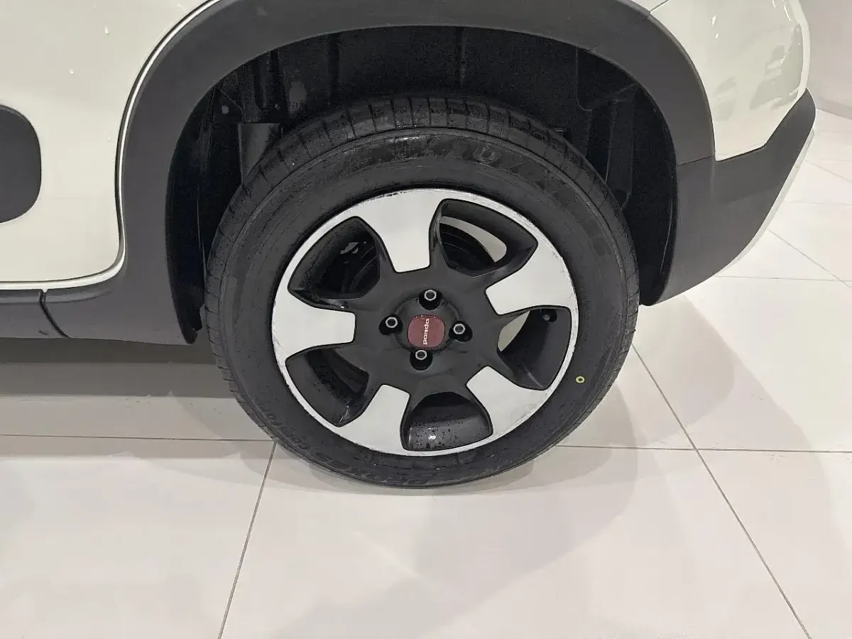 Usata Fiat Panda Cross Cross 70 CV (51 kW) 2024 Bianco Utilitaria