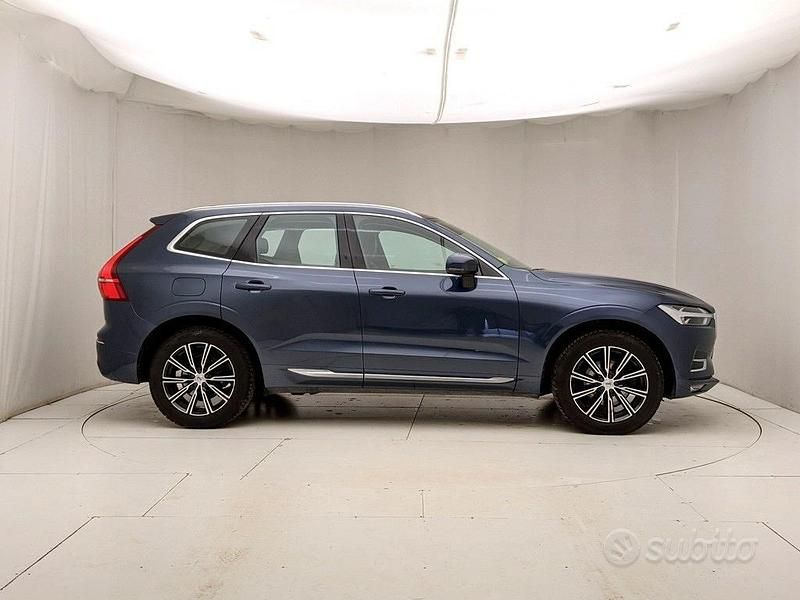 Usata Volvo XC60 Inscription 190 CV (139 kW) 2019 Grigio SUV