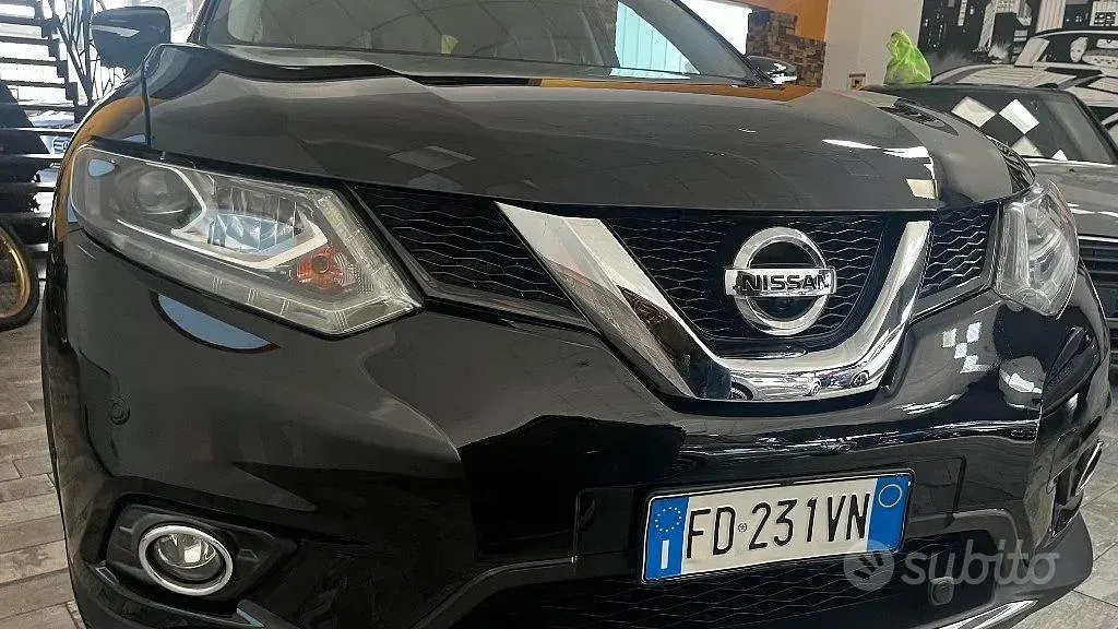 Gebraucht Nissan X-Trail Visia 131 PS (96 kW) 2016 Schwarz SUV