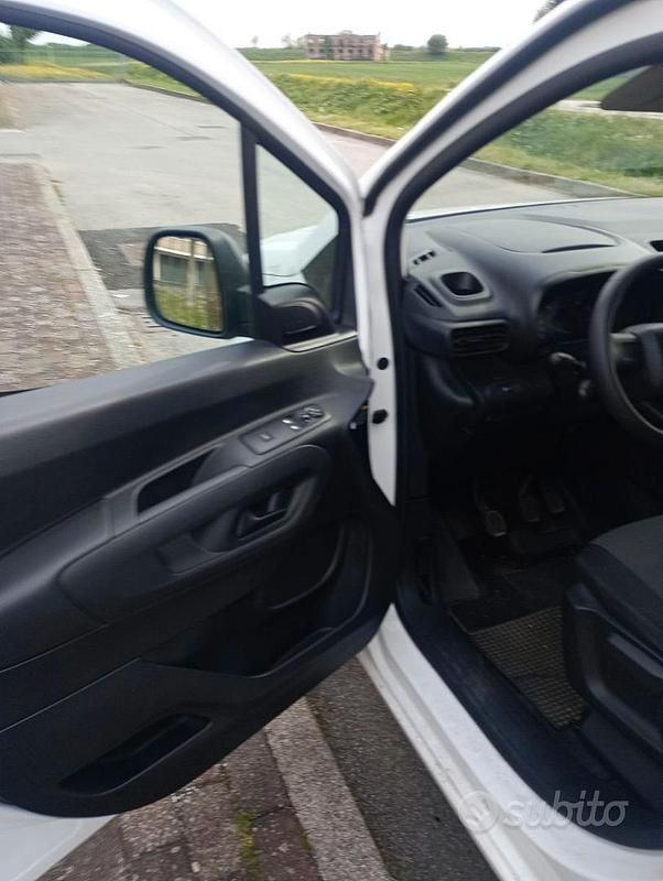 Usata Citroën Berlingo 75 CV (55 kW) 2019 Bianco Monovolume