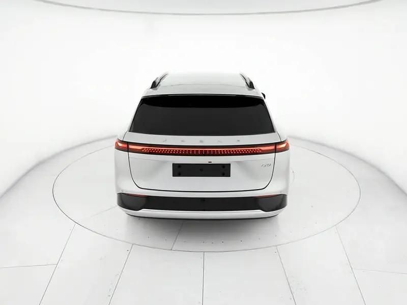 Grigio Nuova 2025 XPENG G9 RWD Long Range SUV | 61.400 € - Immagine 1/4