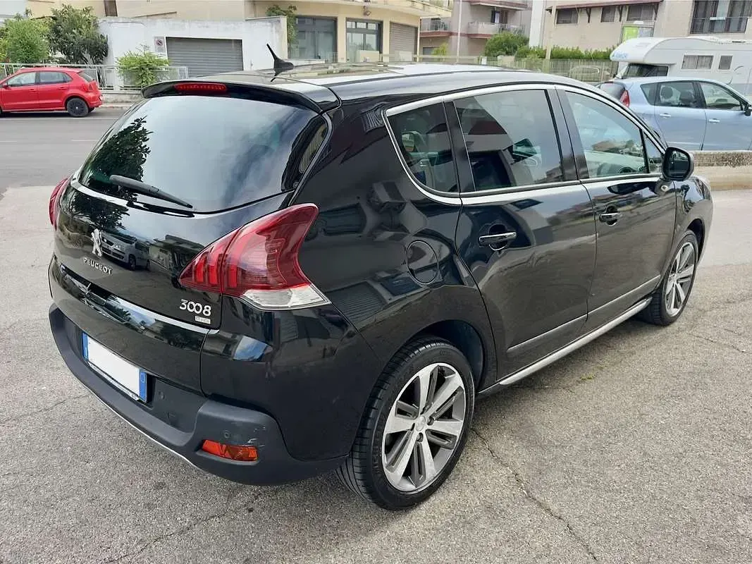 Usata Peugeot 3008 Allure 114 CV (83 kW) 2015 Station wagon
