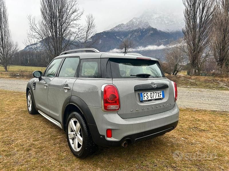 Usata Mini Countryman 101 CV (74 kW) 2018 Grigio SUV