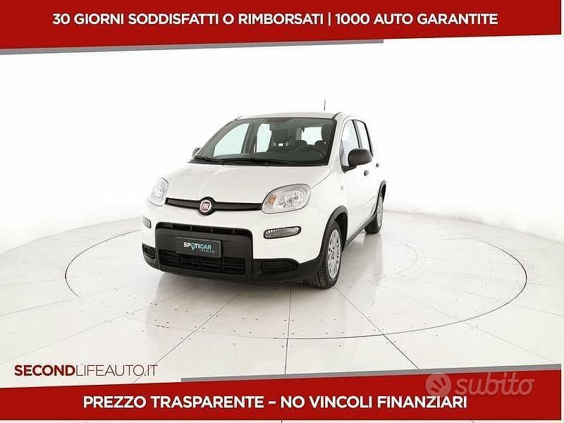 Bianco Usata 2024 Fiat Panda S Tre volumi | 12.900 € (Cara) - Immagine 1/4