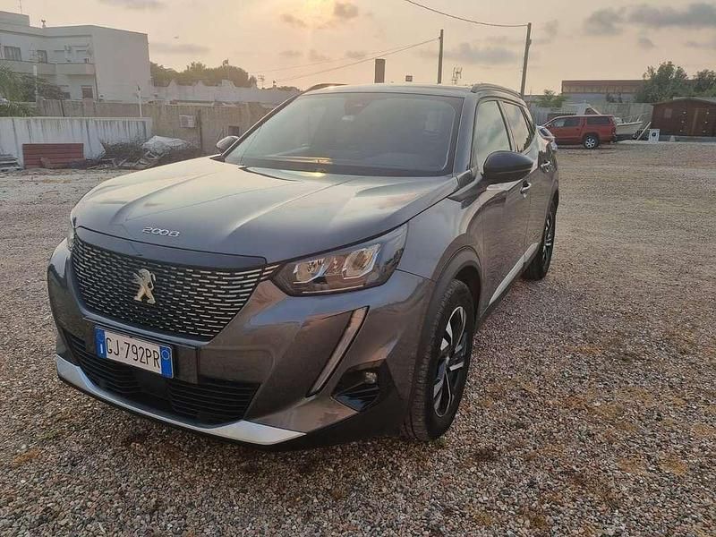 Usata Peugeot 2008 Allure 131 CV (96 kW) 2022 SUV