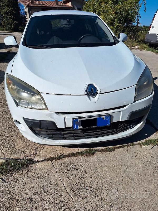 Usata Renault Mégane GrandTour 110 CV (80 kW) 2010 Bianco Station wagon