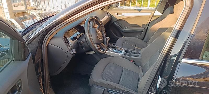 Usata Audi A4 143 CV (105 kW) 2011 Nero Station wagon