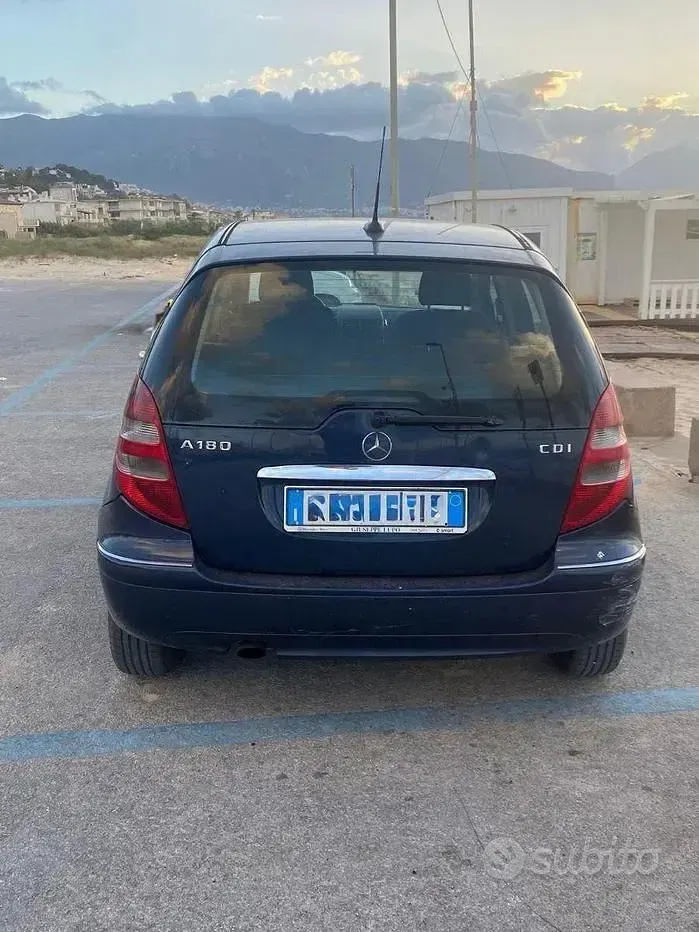 Usata Mercedes A180 2006 Blu Berlina