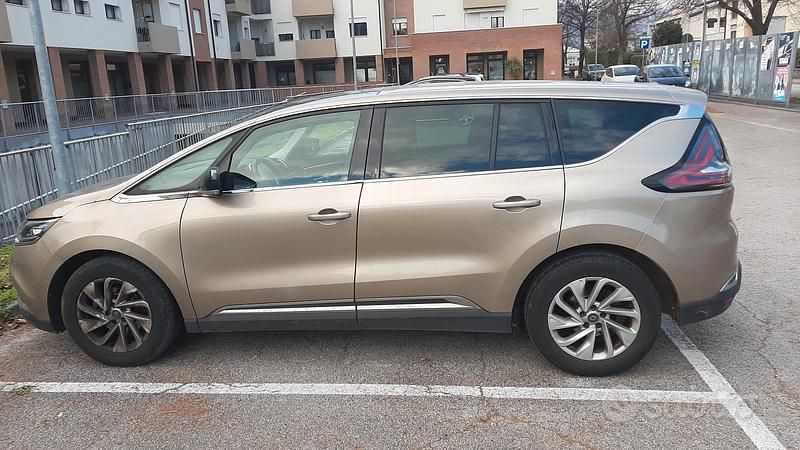 Usata Renault Espace 160 CV (117 kW) 2016 Monovolume