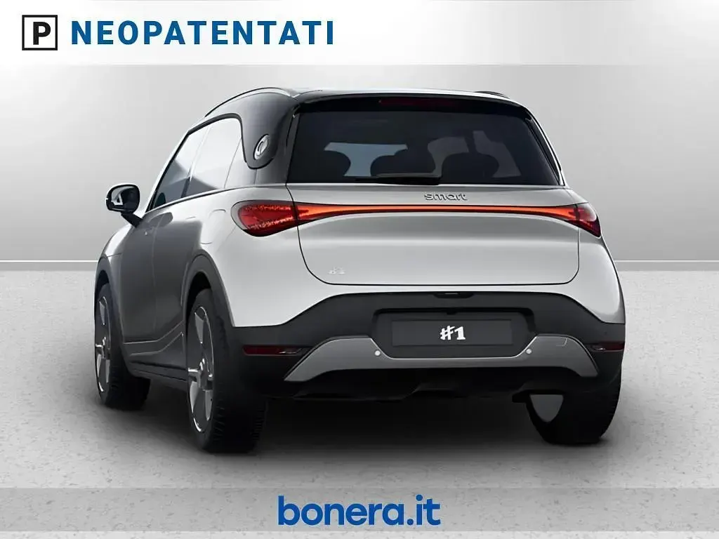 Nuova Smart #1 Edition #1 199 kW (271 CV) 2025 Argento SUV