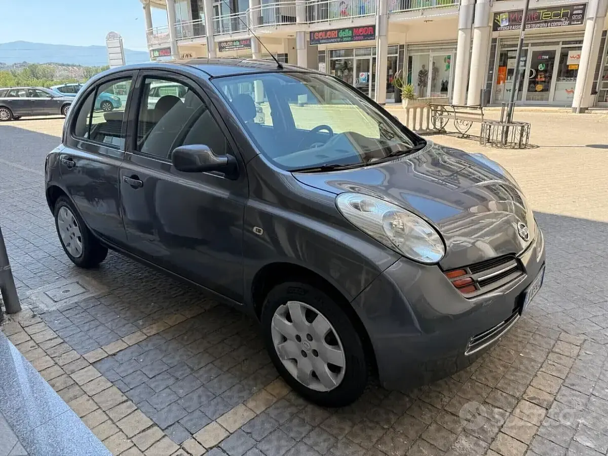 Usata Nissan Micra Acenta 65 CV (47 kW) 2005 Grigio Berlina