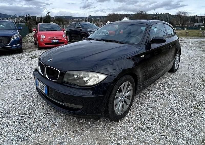 Usata BMW 118 142 CV (104 kW) 2007 Nero Utilitaria