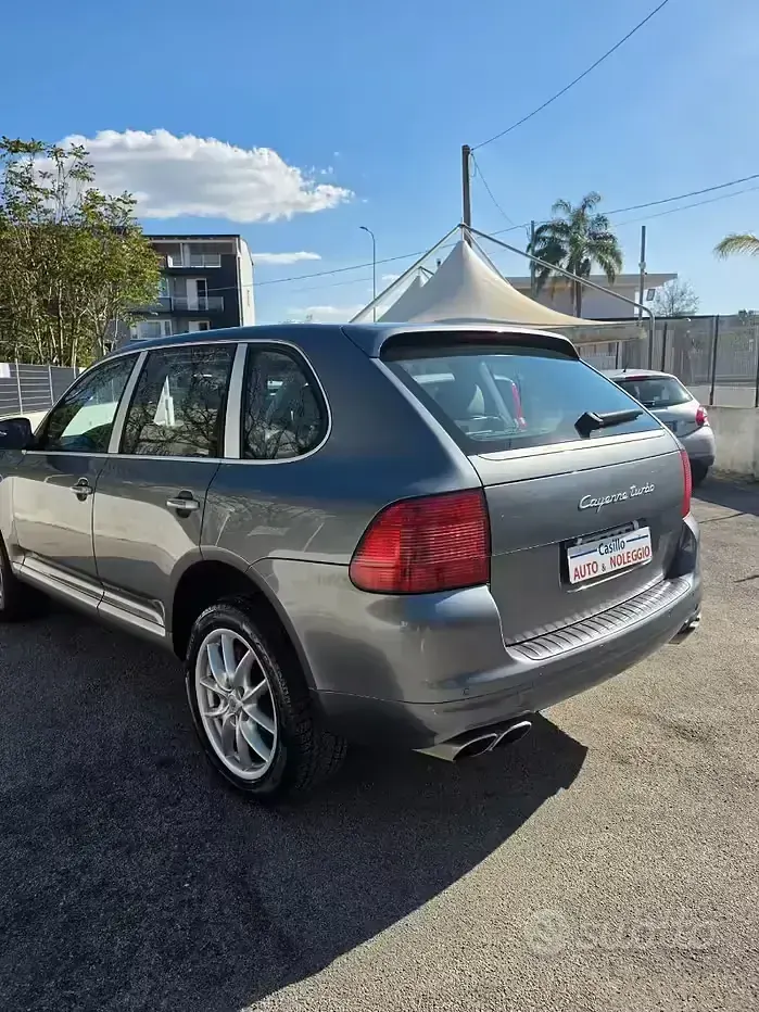 Usata Porsche Cayenne Turbo 450 CV (330 kW) 2003 Grigio SUV