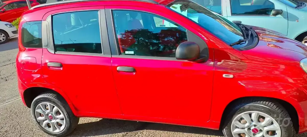 Usata Fiat Panda 85 CV (62 kW) 2014 Rosso Utilitaria