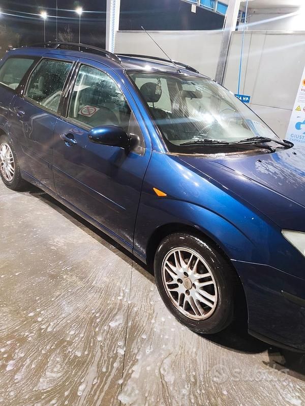 Usata Ford Focus 2003 Blu Station wagon