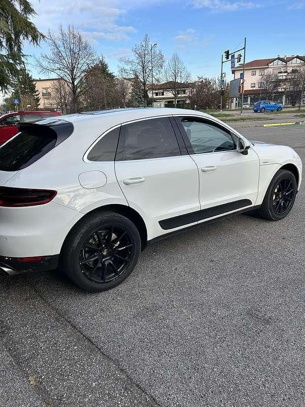 Usata 2015 Porsche Macan SUV | 25.000 € (Super prezzo) - Immagine 1/4