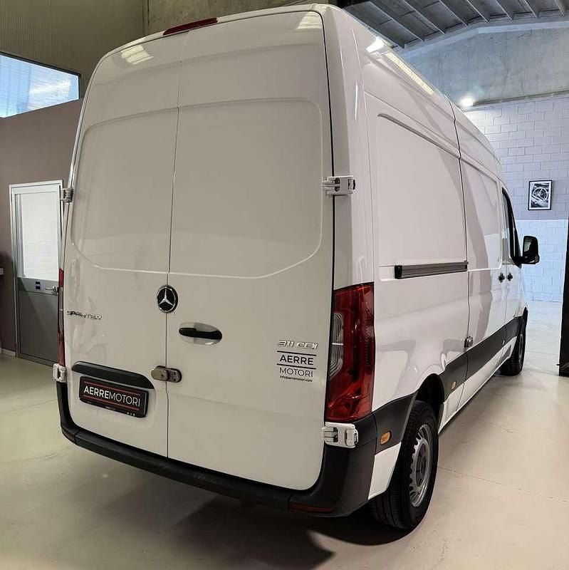 Usata Mercedes Sprinter 114 CV (83 kW) 2021 Bianco artico Furgone