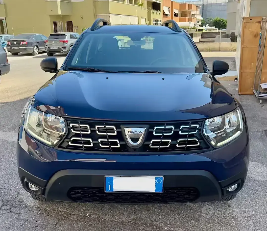 Usata Dacia Duster Essentiel 114 CV (83 kW) 2018 Bluazzurro SUV