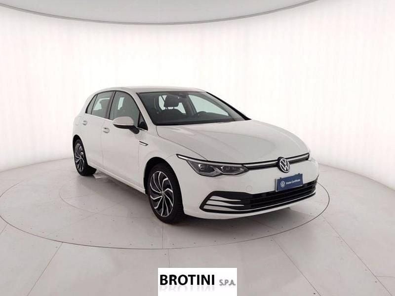 Usata VW Golf VIII Style 131 CV (96 kW) 2021 Bianco pastello Berlina