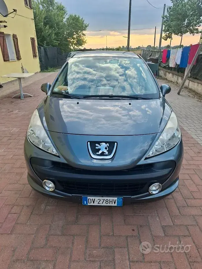 Usata Peugeot 207 73 CV (53 kW) 2009 Grigio Berlina
